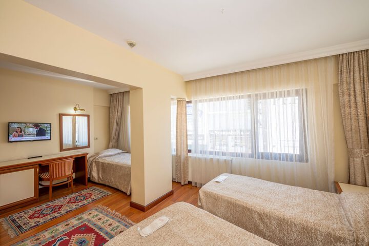Room 6 of 41