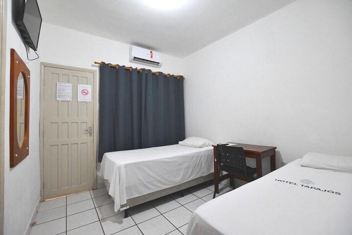 Room 7 of 34
