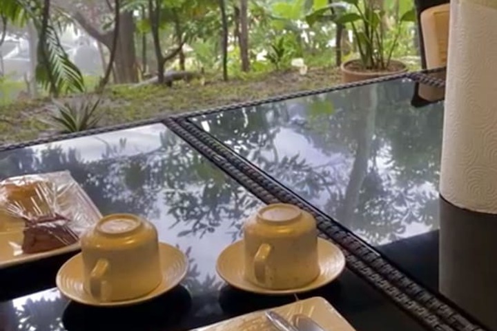 Breakfast/Coffee Service 73 of 80