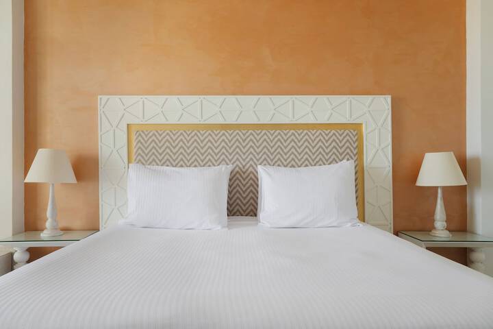 Room 35 of 113