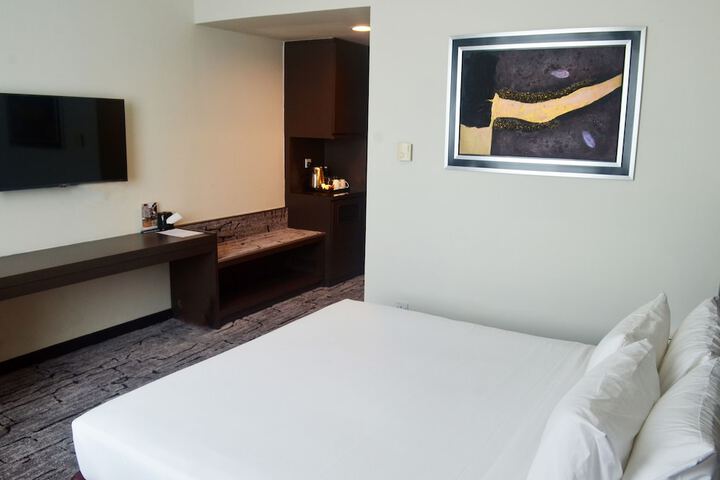 Room 29 of 76