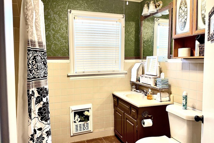 Room 15 of 23