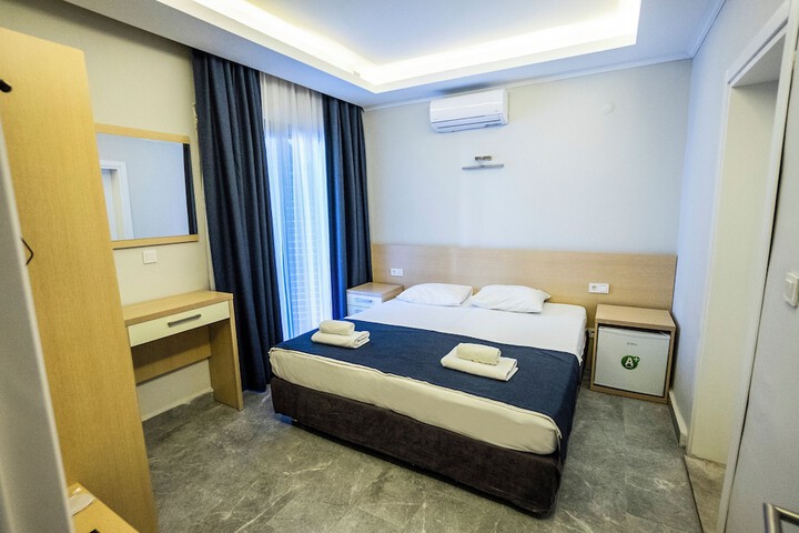 Room 7 of 31