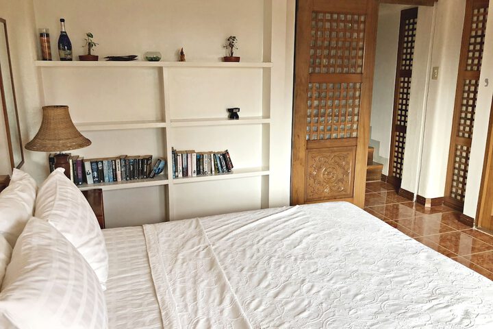 Room 6 of 36