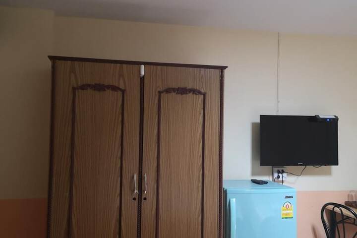 Room 6 of 21