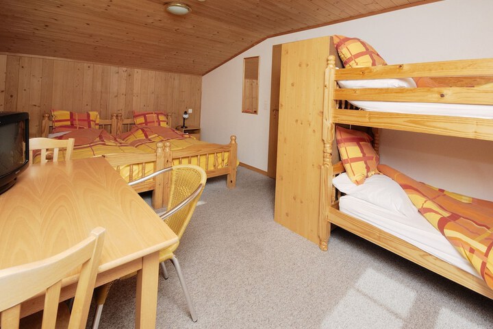Room 7 of 64