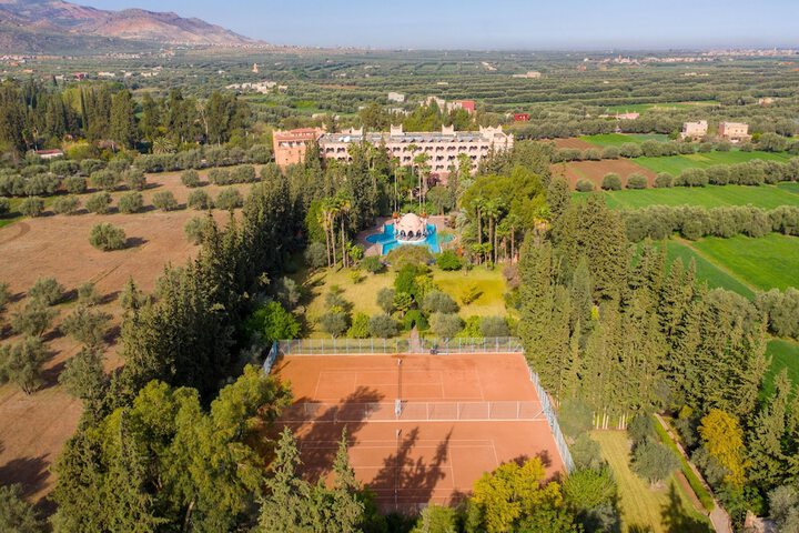 Tennis court