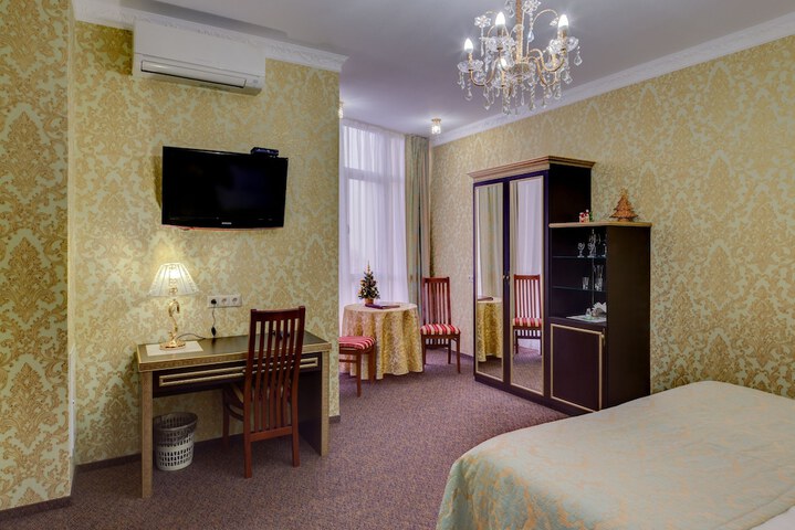 Room 31 of 63