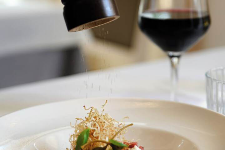 Dining 169 of 193
