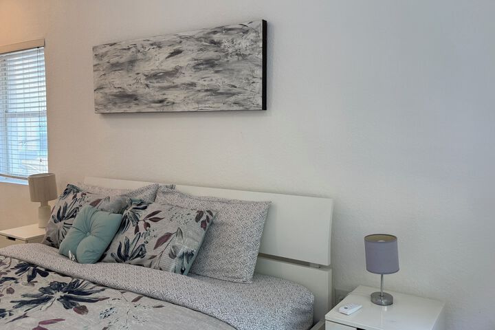 Room 2 of 23