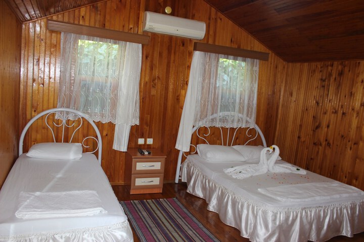 Room 8 of 63