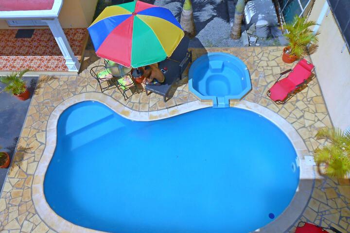 Pool 5 of 5