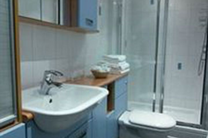 Room 2 of 13