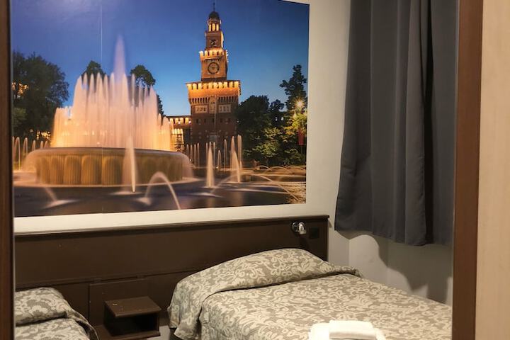 Room 16 of 101