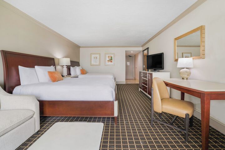 Resort View 2 Queen Beds (10 of 10)