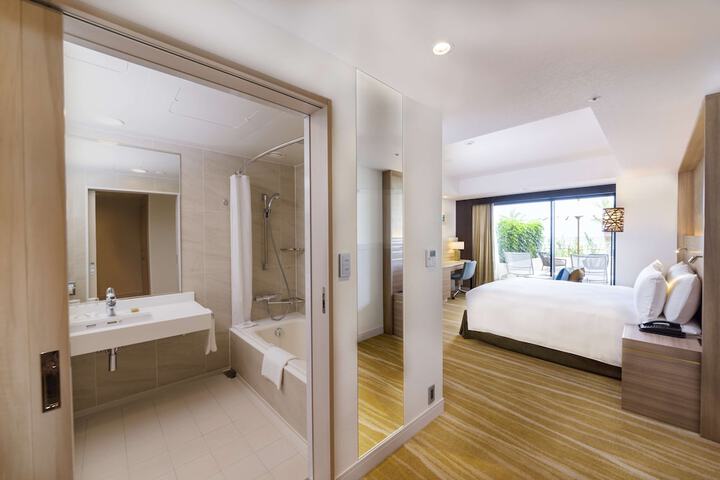 Room 10 of 89