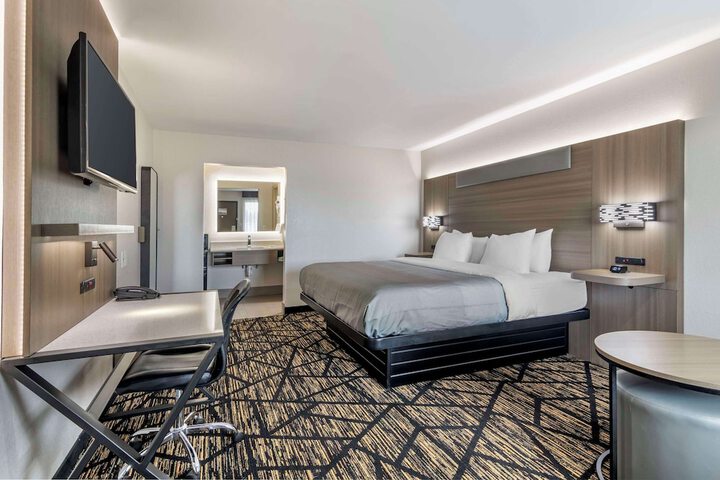 1 King Bed Accessible (1 of 11)