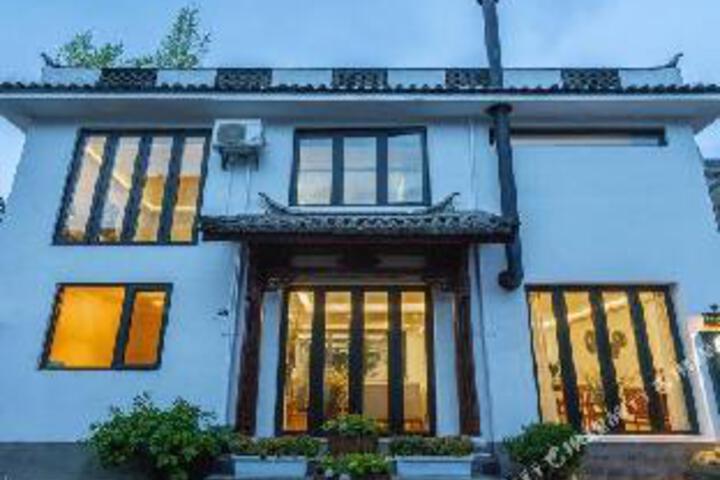 Dali Ancient City Yijiayuan Homestay