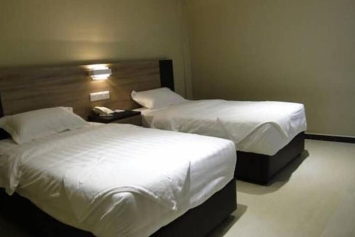 Room 13 of 47