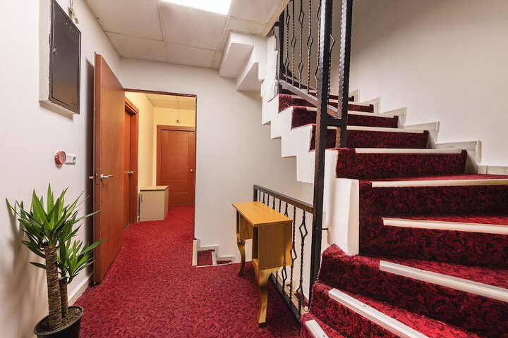 VEFA HOTEL & SUITES