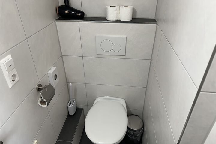 Room 90 of 109