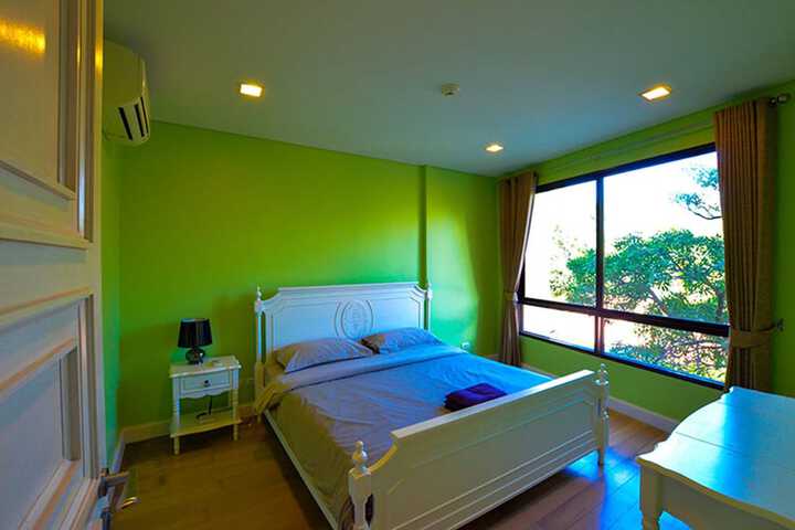 Room 2 of 23