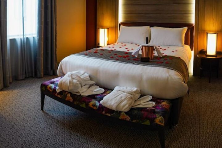 Room 5 of 30