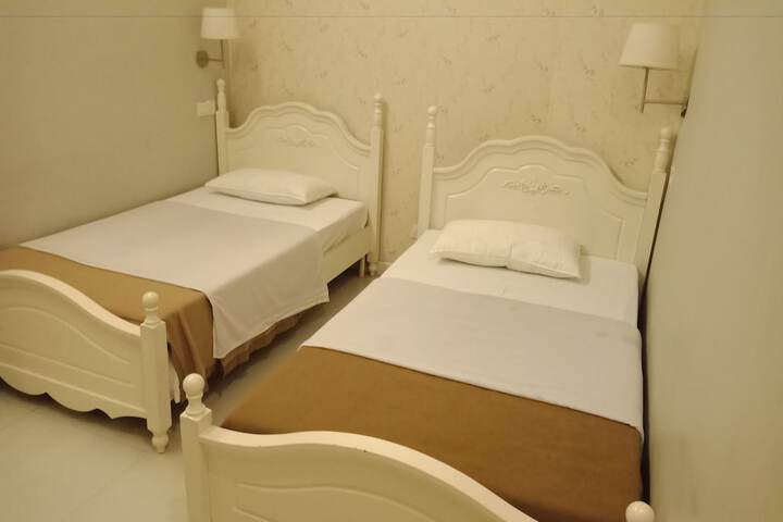 Room 10 of 69