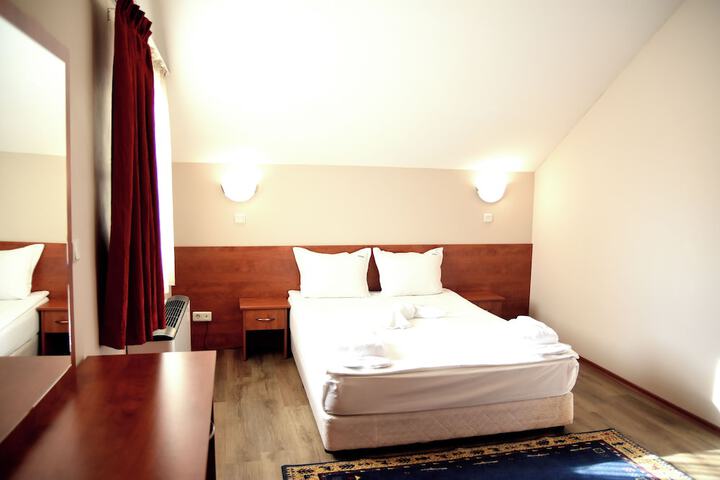 Room 21 of 69