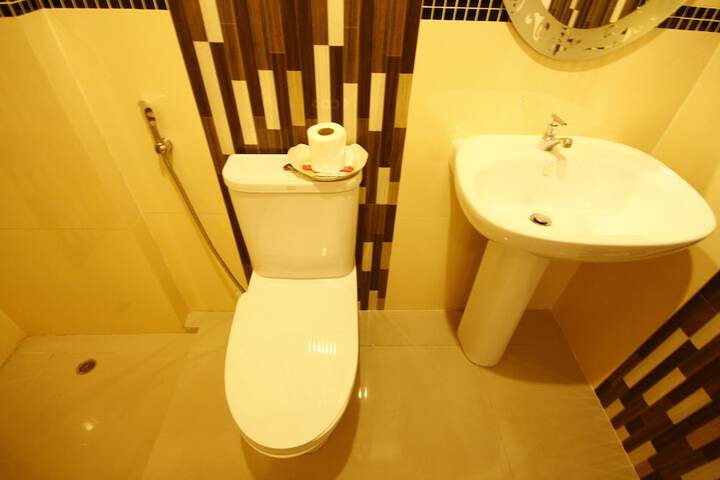 Room 34 of 52