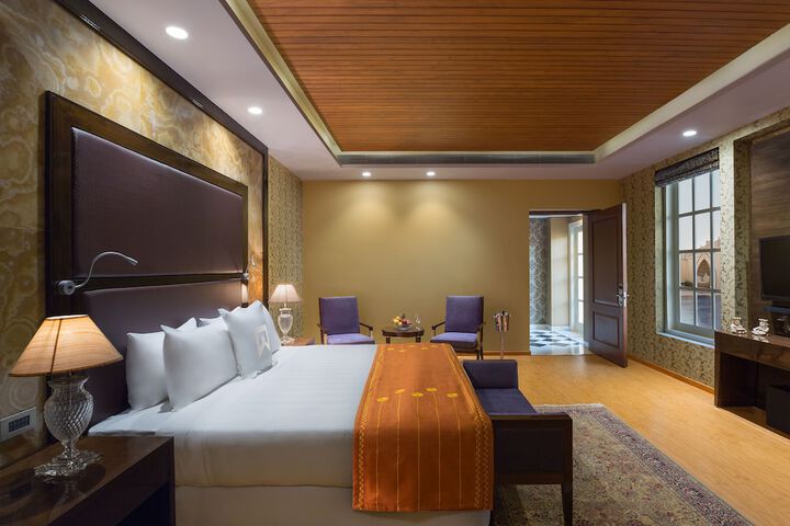 Room 12 of 65