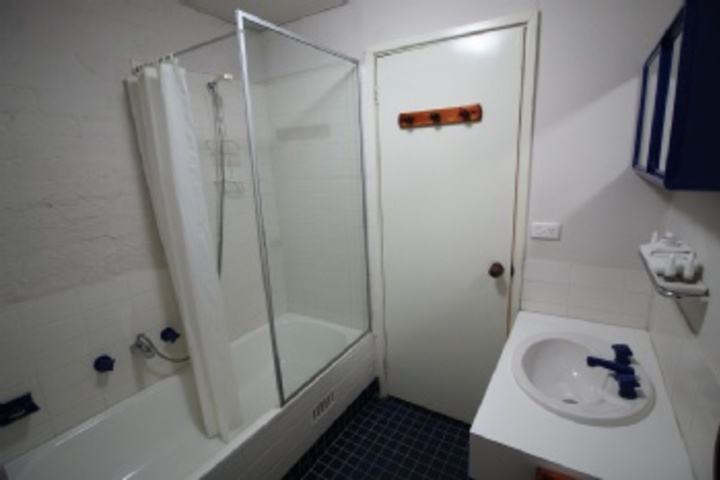 Room 93 of 96