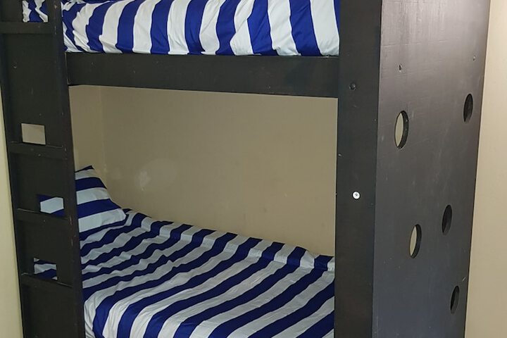 Room 12 of 18