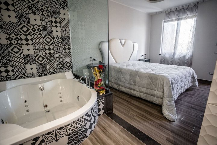 Room 27 of 57