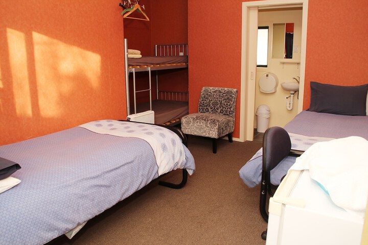 Room 7 of 89
