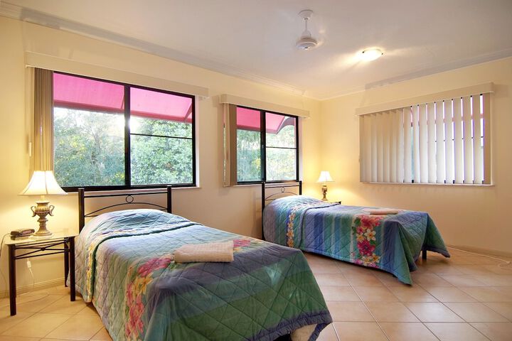 Room 4 of 59