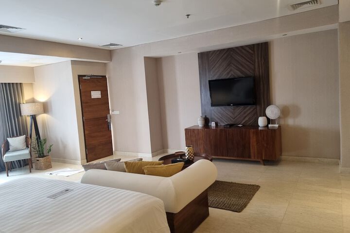 Room 30 of 71