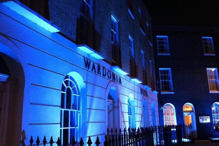 Hotel Entry