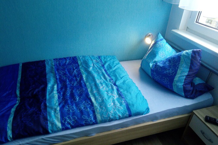 Room 10 of 60