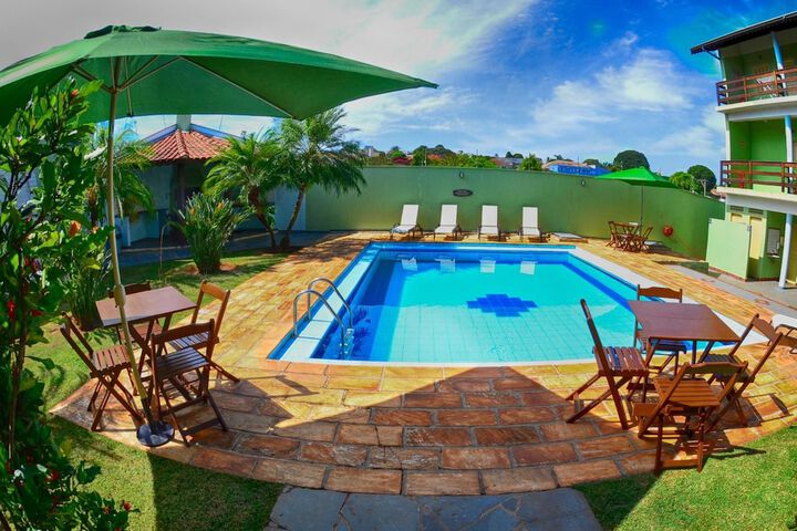Pool 14 of 23