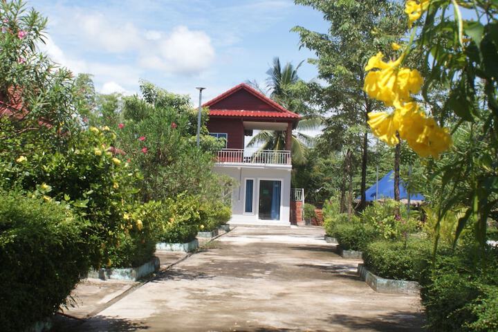 Room 3 of 45
