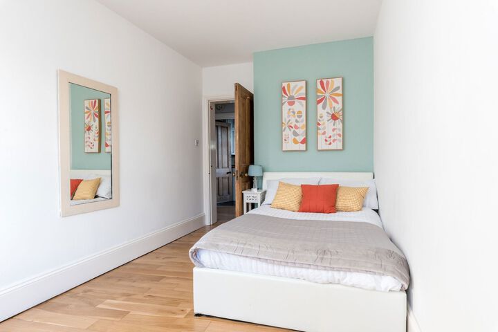 Room 15 of 20