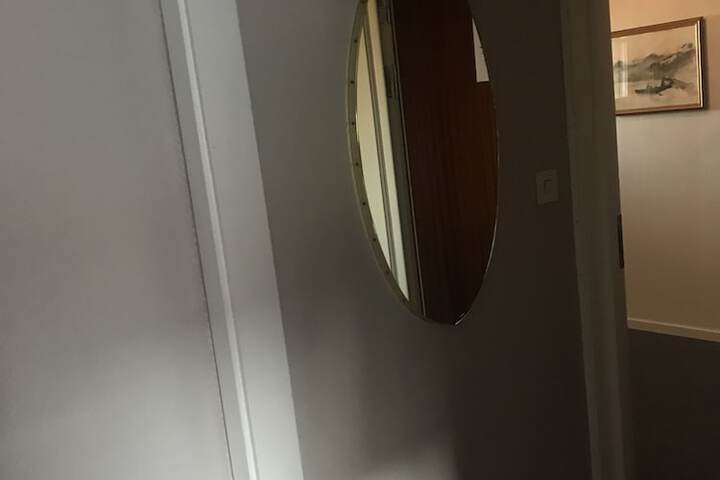 Room 20 of 35