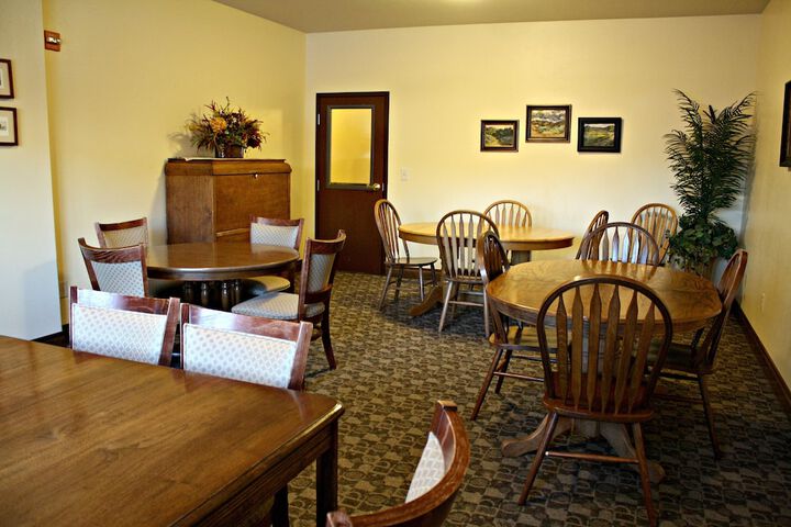 Business Center 29 of 39