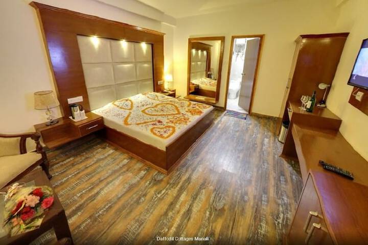 Room 4 of 23