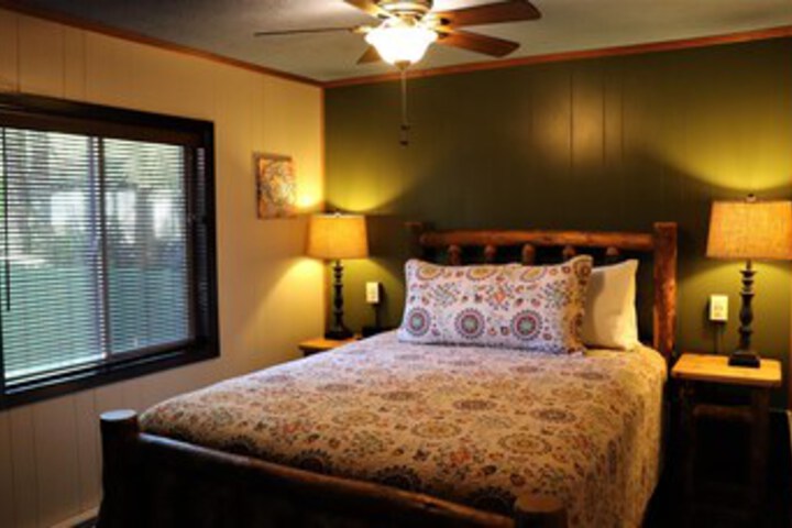 Room 385 of 504