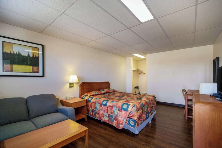 Room 5 of 36