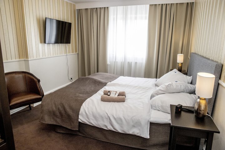 Room 22 of 60