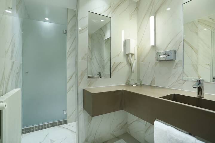 Bathroom Interior Photo