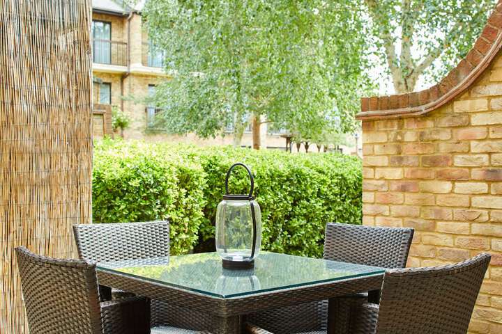 Terrace/Patio 2 of 3